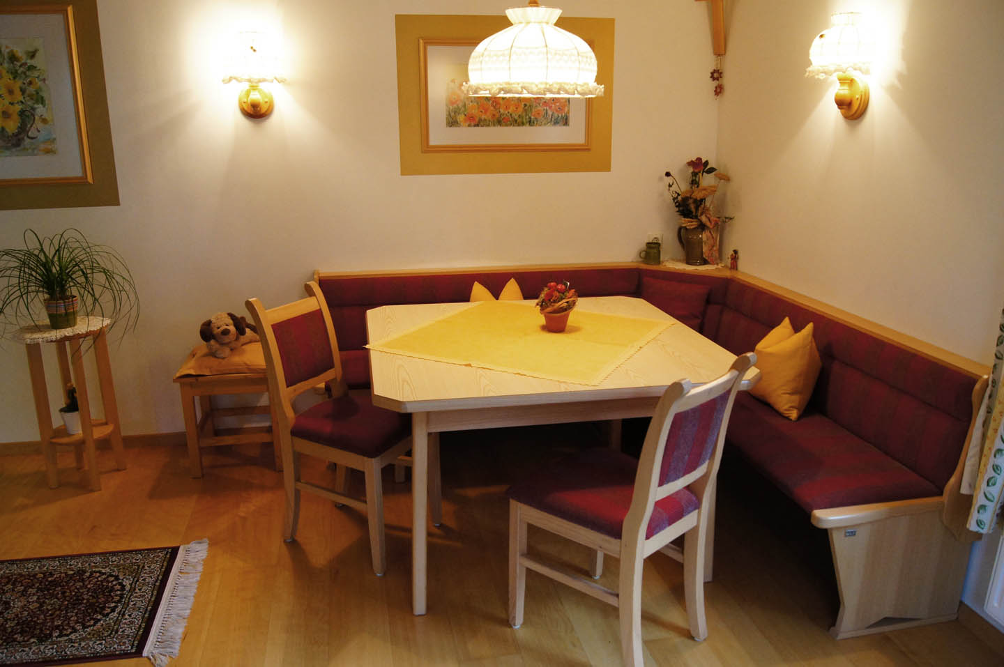 Appartement Fuchs Tisch